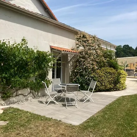 Chai Jean Camelia Piscine Et * Saint-Jean-de-Boiseau